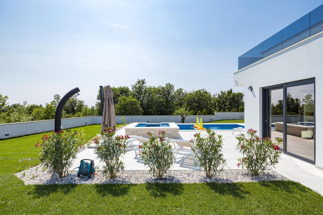 Villa Maem Пула Экстерьер фото